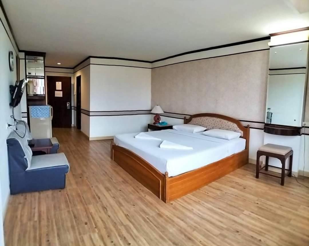 The Pacific Cool Chic Hotel Chiang Mai Buitenkant foto