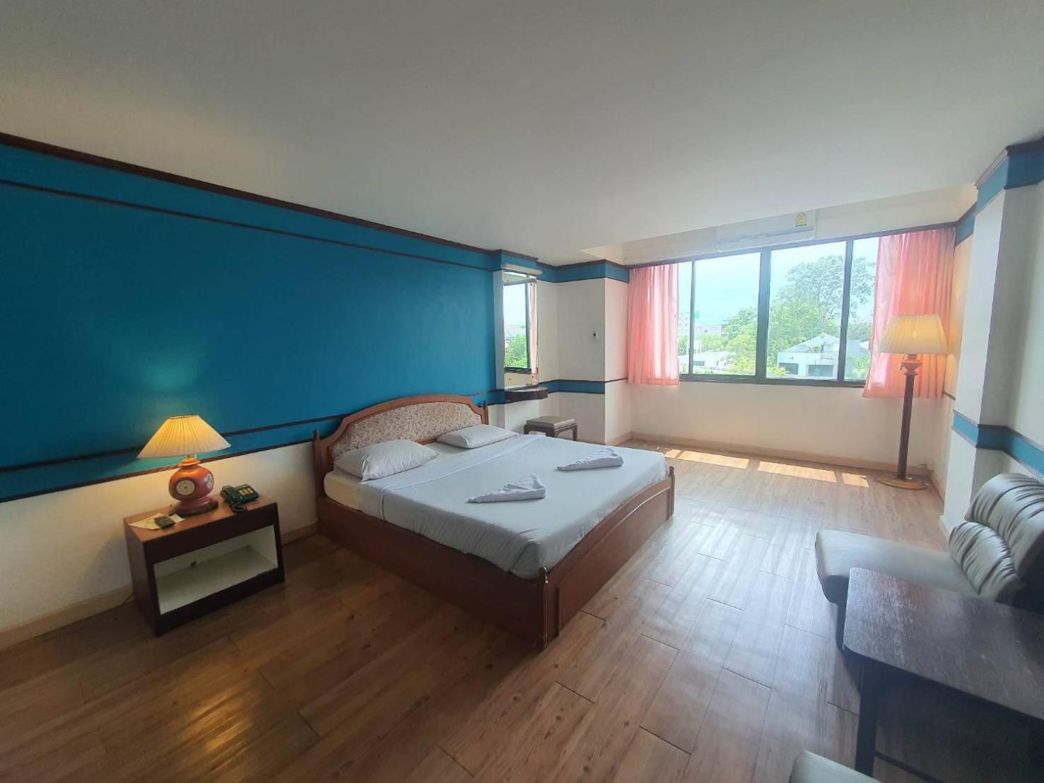 The Pacific Cool Chic Hotel Chiang Mai Buitenkant foto