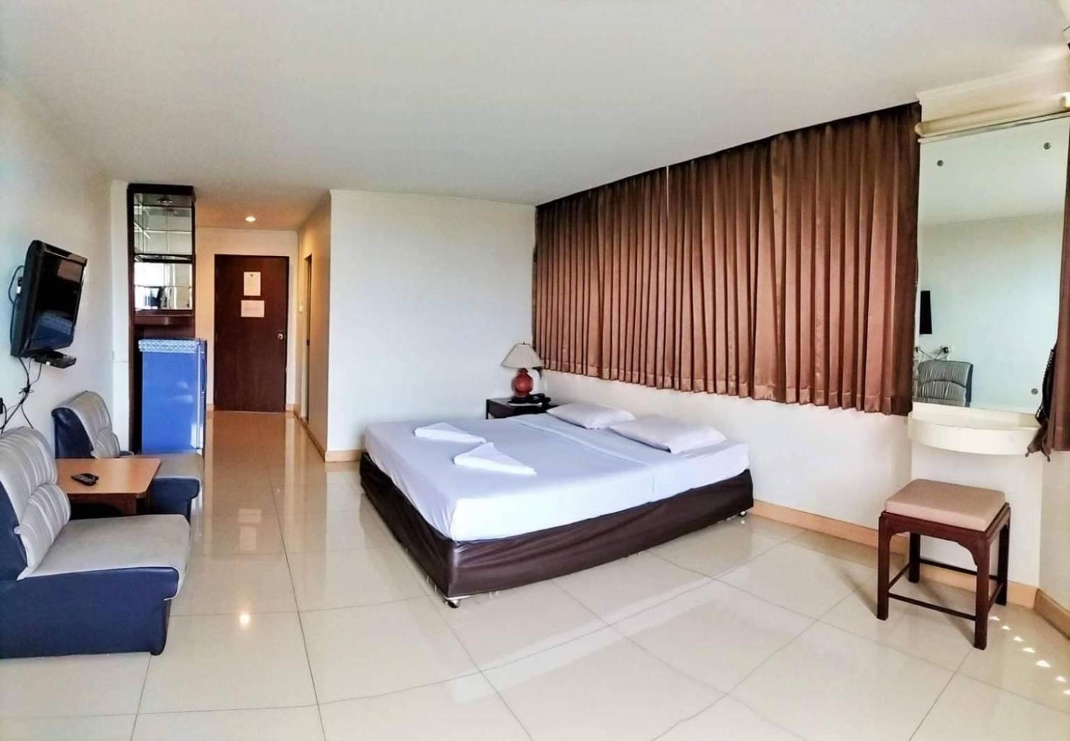 The Pacific Cool Chic Hotel Chiang Mai Buitenkant foto